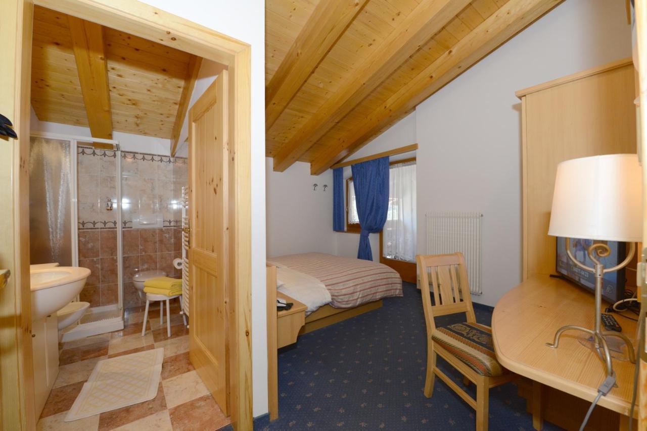 Hotel Sole Passo del Tonale Exterior photo